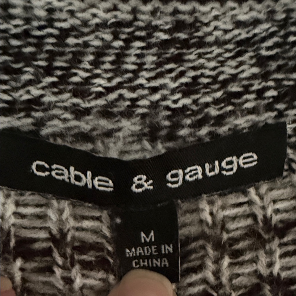 Cable & Gauge Black and Gray Patterned Cardigan - Picture 2 of 2